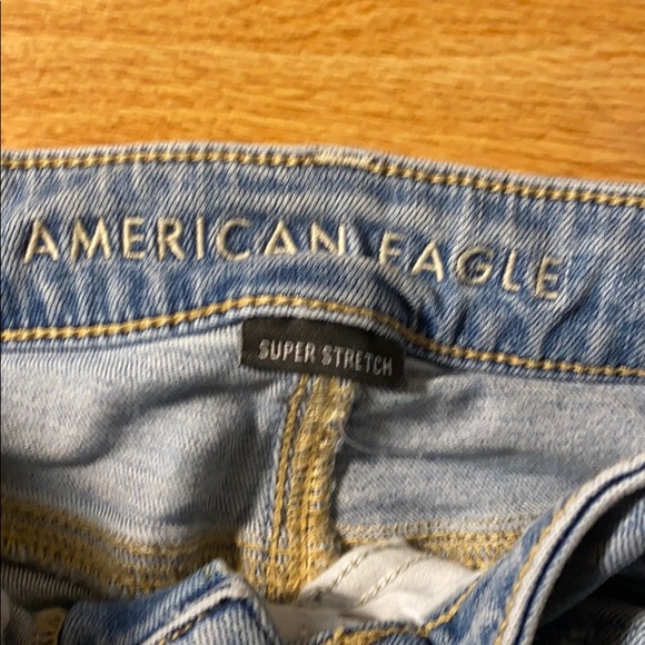 Light blue Jean shorts from American Eagle - Picture 3 of 4
